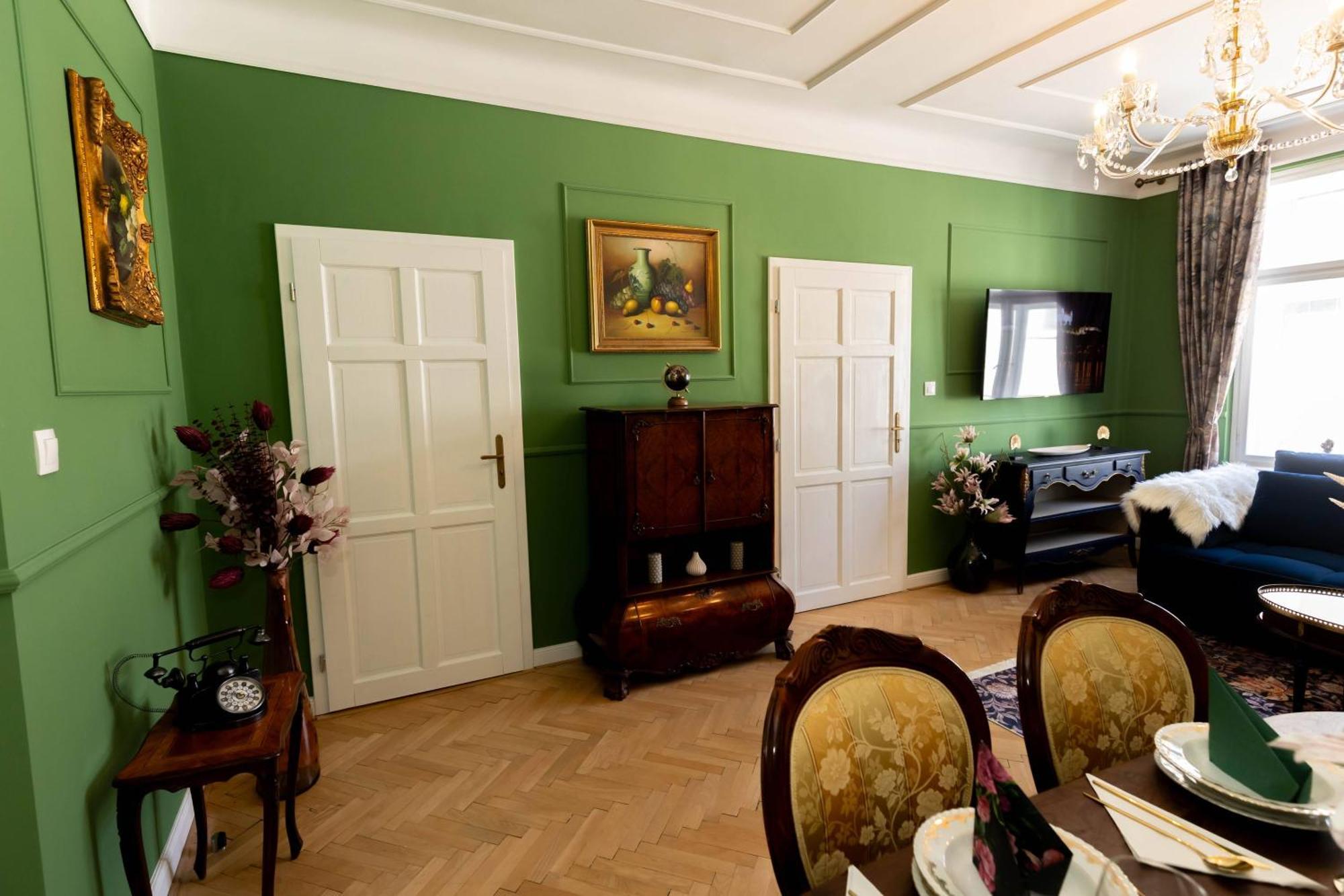 New, Stylish And Spacious Apartment Bratislava Buitenkant foto