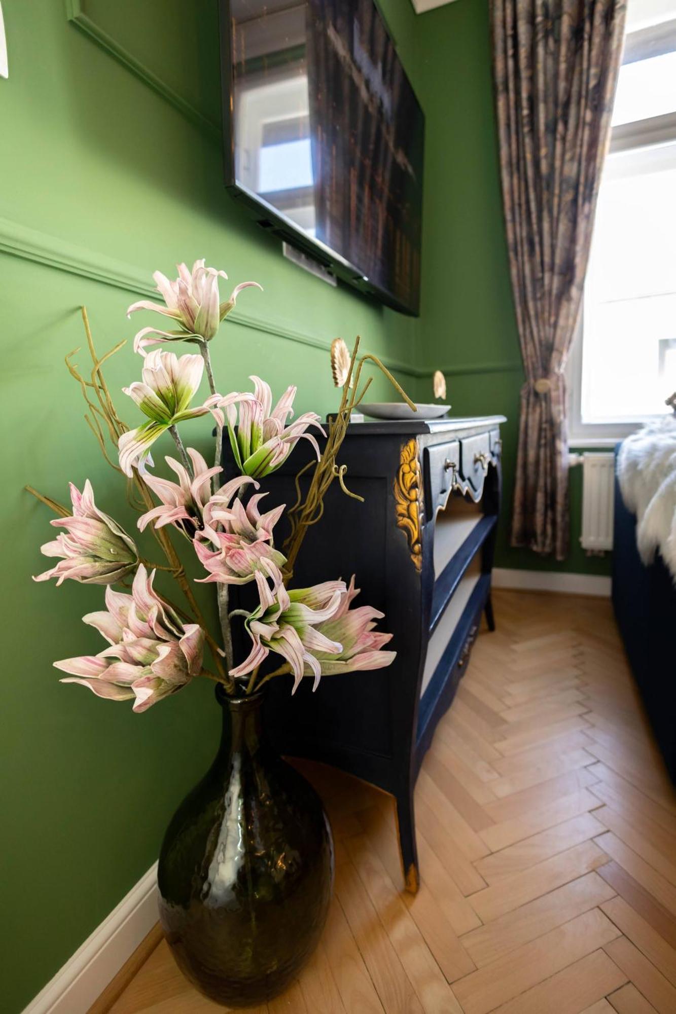 New, Stylish And Spacious Apartment Bratislava Buitenkant foto
