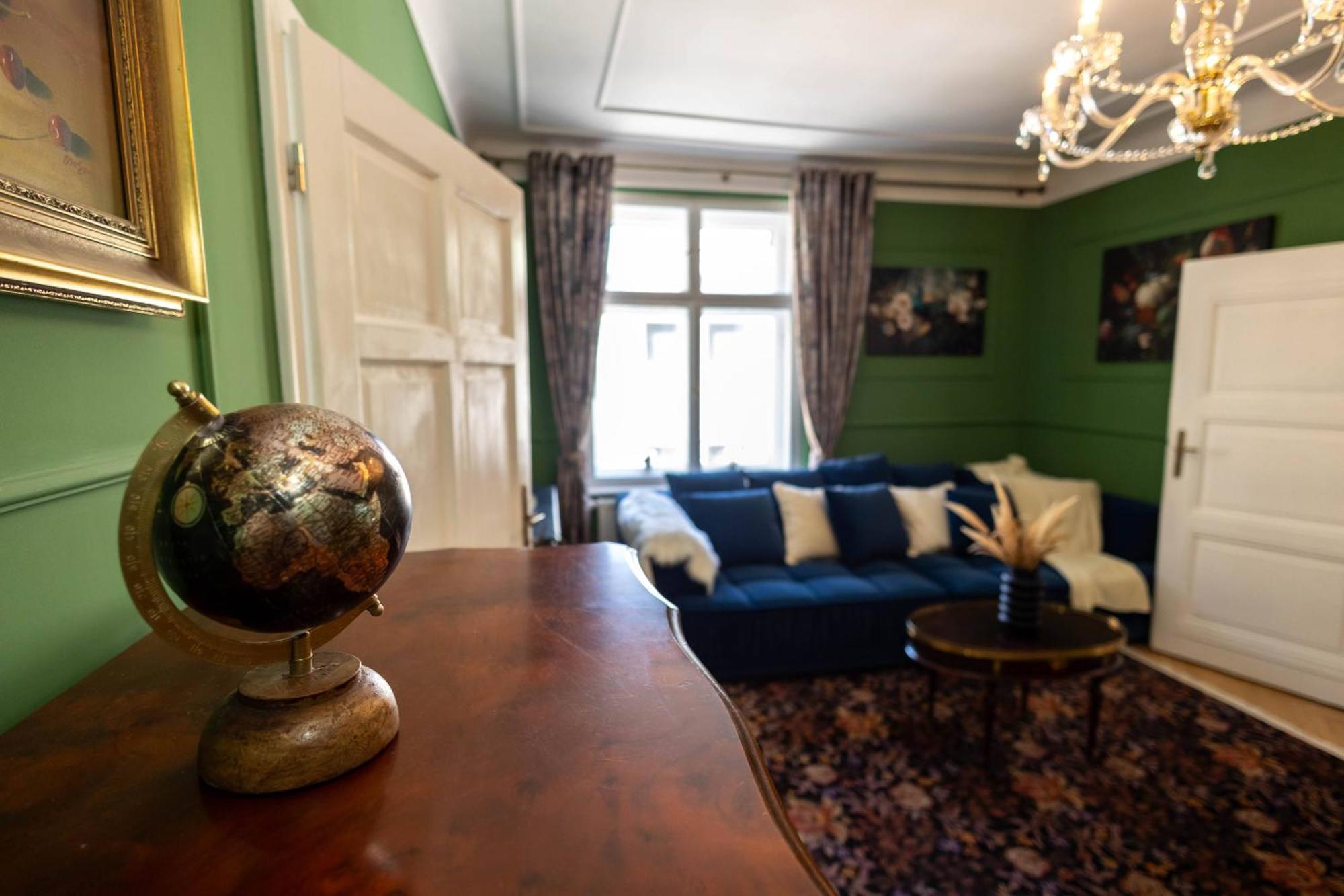 New, Stylish And Spacious Apartment Bratislava Buitenkant foto