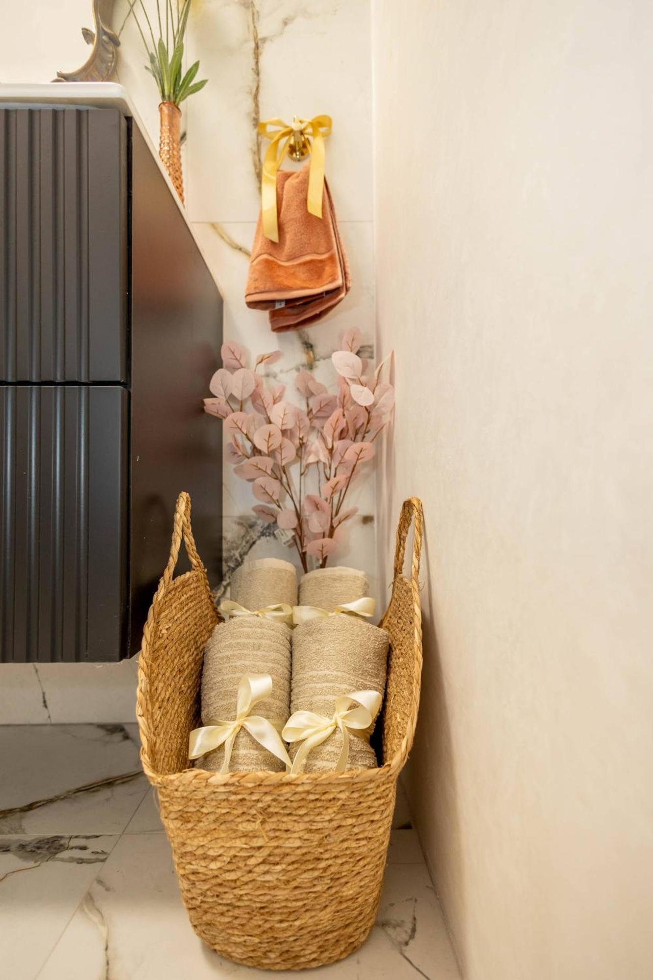 New, Stylish And Spacious Apartment Bratislava Buitenkant foto